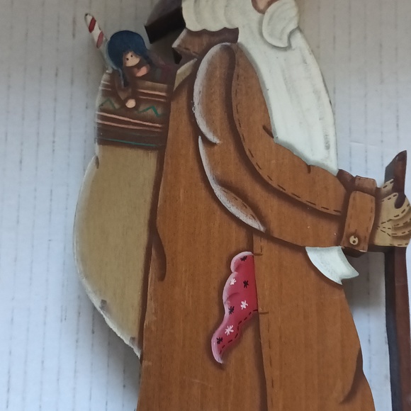 Folk Art Wood Grandeur Noel Rustic Santa Old Saint Nick Hand Painted Figurine - Picture 7 of 13